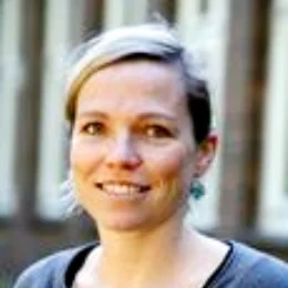 Claudia HEIDECKE
